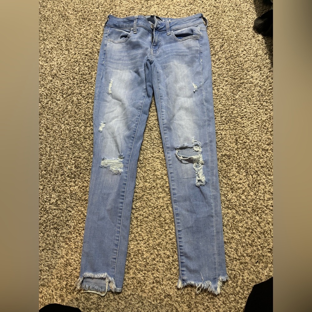 American Eagle Outfitters Light Blue Distressed Skinny Jeans